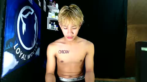 Loy online show from 11-22-25, 03:55