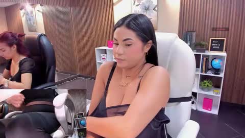         online show from 11-07-25, 07:58