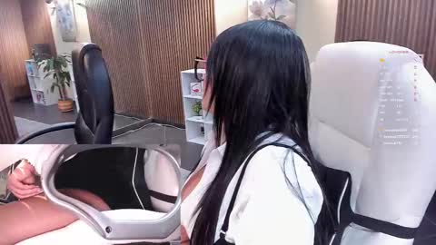         online show from 11-08-25, 09:09