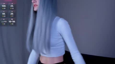 Kira online show from 04-03-26, 06:28