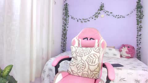 Nayah Williams  - OnlyFans  online show from 09-11-25, 02:28