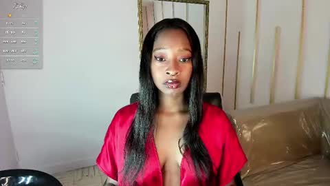 Snapshot of nayariskaya chatting on 02-22-25, 11:24 Nayaris 3 online show from 02-22-25, 11:24