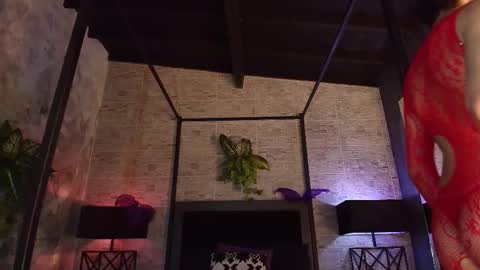 Nayla  online show from 12-05-25, 08:38