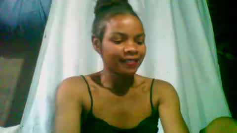Snapshot of naylah313 chatting on 02-18-26, 03:57 Nayla online show from 02-18-26, 03:57