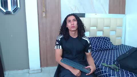 NAZPER online show from 04-17-26, 05:49