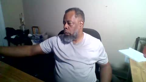 Terry online show from 10-27-25, 12:36
