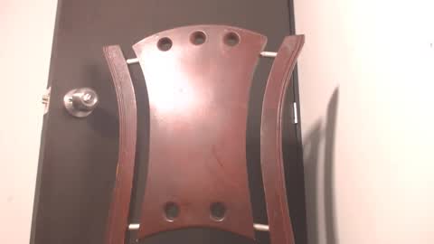 Laura   online show from 12-13-24, 01:15
