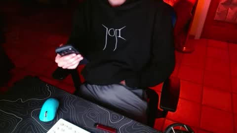 tootired online show from 04-05-26, 04:09