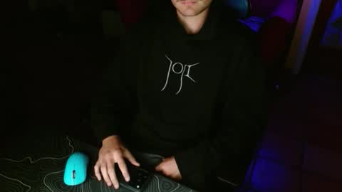 tootired online show from 04-13-26, 06:08