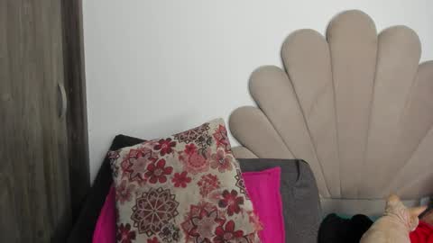 Nei turn green online show from 03-04-26, 01:00