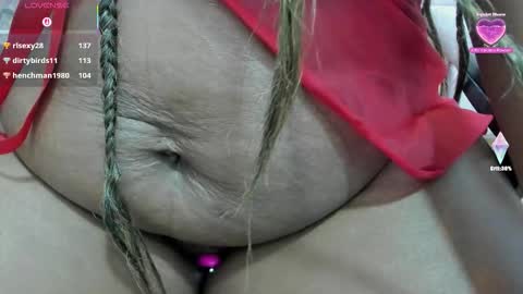 Snapshot of neffertiry_ebonny chatting on 09-15-25, 04:12 Nefer online show from 09-15-25, 04:12