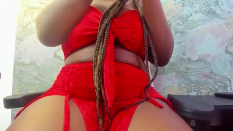 Snapshot of neffertiry_ebonny chatting on 11-06-25, 04:57 Nefer online show from 11-06-25, 04:57