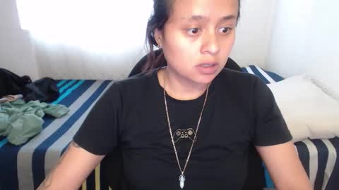 Snapshot of negrita_25 chatting on 10-25-25, 11:29 Zoe online show from 10-25-25, 11:29