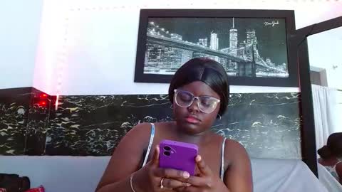 Snapshot of neighbor_ebony chatting on 02-26-26, 03:05 CHIKY online show from 02-26-26, 03:05
