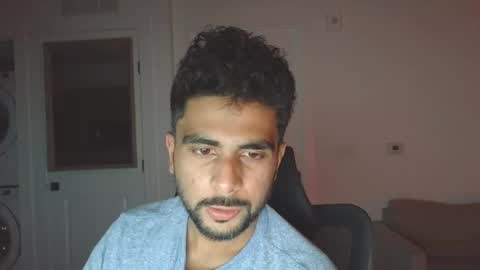 Snapshot of neilsing chatting on 09-18-25, 06:26 neil online show from 09-18-25, 06:26