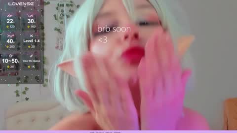 neko_kitsune online show from 12-12-24, 04:21