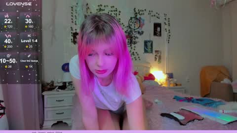 neko_kitsune online show from 12-16-24, 06:05