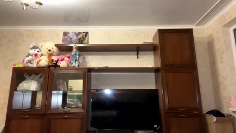 Else online show from 02-24-26, 04:27