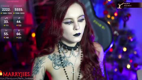 Snapshot of nelle_ chatting on 01-03-25, 10:09 online show from 01-03-25, 10:09