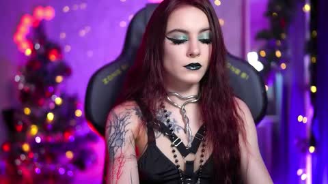    online show from 12-20-25, 11:17