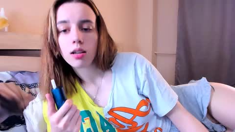nelly_yy online show from 02-01-25, 12:51