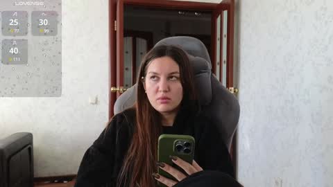 Snapshot of nellyfischer chatting on 01-11-25, 11:02 Nelly online show from 01-11-25, 11:02