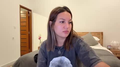 Snapshot of nellyfischer chatting on 09-30-25, 02:33 Nelly online show from 09-30-25, 02:33