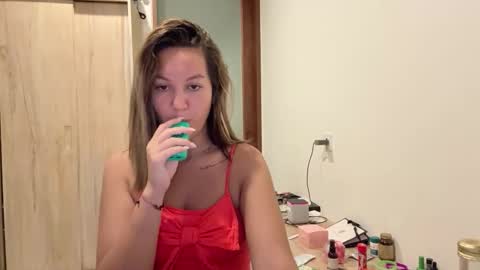 Snapshot of nellyfischer chatting on 10-23-25, 10:47 Nelly online show from 10-23-25, 10:47