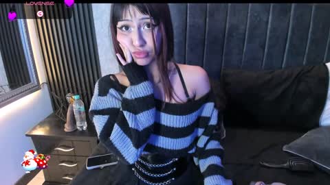 Snapshot of nemesis_castel chatting on 12-04-24, 01:47 Nemesis online show from 12-04-24, 01:47