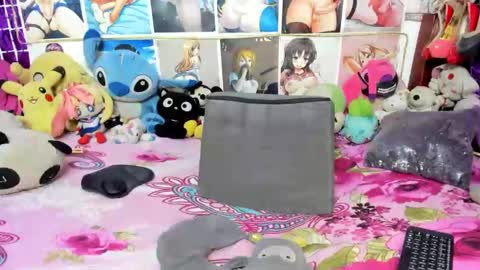 Ariana Unicorn   Pics  Videos click Show More  online show from 01-11-25, 01:48