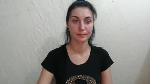 Snapshot of nensyfay_ chatting on 12-13-24, 07:21 Nensy online show from 12-13-24, 07:21