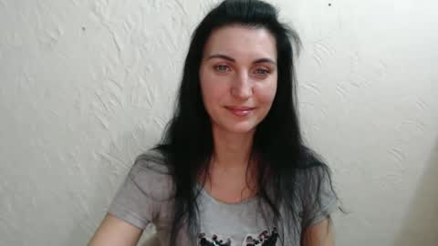Snapshot of nensyfay_ chatting on 12-28-24, 11:59 Nensy online show from 12-28-24, 11:59