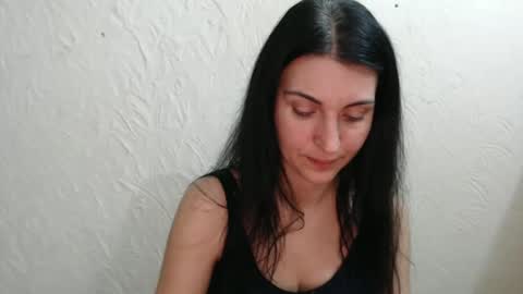 Snapshot of nensyfay_ chatting on 02-01-25, 12:29 Nensy online show from 02-01-25, 12:29