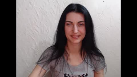 Snapshot of nensyfay_ chatting on 02-17-25, 03:31 Nensy online show from 02-17-25, 03:31