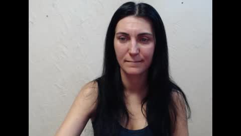 Snapshot of nensyfay_ chatting on 02-19-25, 02:23 Nensy online show from 02-19-25, 02:23