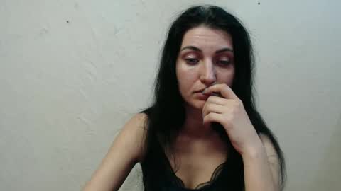 Snapshot of nensyfay_ chatting on 03-03-25, 05:18 Nensy online show from 03-03-25, 05:18