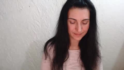 Snapshot of nensyfay_ chatting on 09-19-25, 07:25 Nensy online show from 09-19-25, 07:25