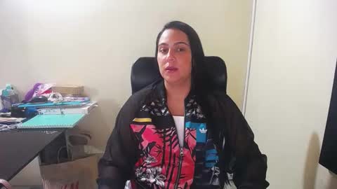 Snapshot of neny445 chatting on 01-09-25, 01:02 kelly lopez online show from 01-09-25, 01:02