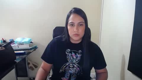 Snapshot of neny445 chatting on 02-18-25, 01:33 kelly lopez online show from 02-18-25, 01:33