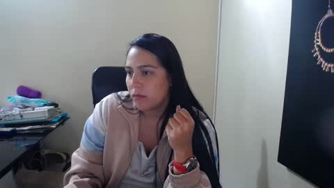 Snapshot of neny445 chatting on 02-19-25, 02:23 kelly lopez online show from 02-19-25, 02:23