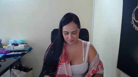 Snapshot of neny445 chatting on 02-21-25, 05:20 kelly lopez online show from 02-21-25, 05:20