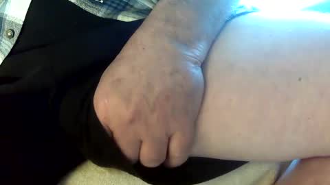 Snapshot of neohiom4f chatting on 03-06-25, 02:29 neohiom4f online show from 03-06-25, 02:29