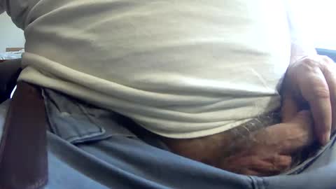 Snapshot of neohiom4f chatting on 09-28-25, 04:45 neohiom4f online show from 09-28-25, 04:45