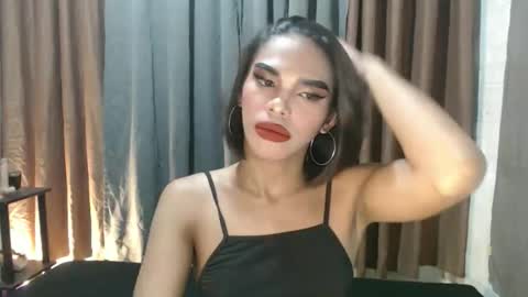 neomi online show from 02-08-26, 06:00