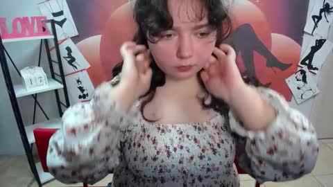 NeonilaLisova online show from 11-18-25, 12:20