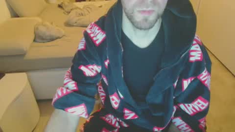 Snapshot of nerchia_89 chatting on 01-29-25, 05:24 Nerchia89 online show from 01-29-25, 05:24