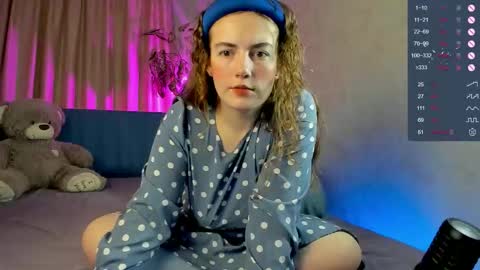 Aida online show from 11-24-25, 08:08