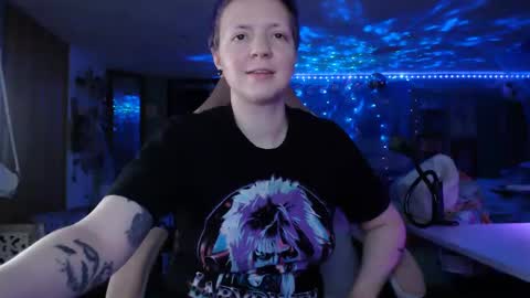 Snapshot of nerdy_squirty chatting on 09-11-25, 07:30 NerdySquirty online show from 09-11-25, 07:30