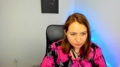 Nessa online show from 12-16-25, 02:00