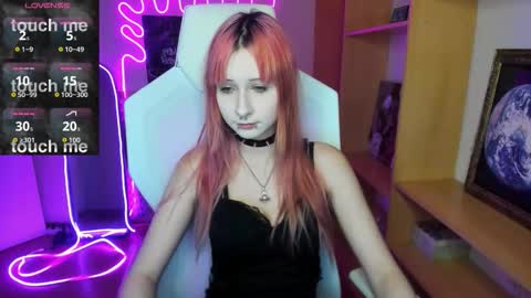 Snapshot of nessadarkk chatting on 10-09-25, 01:58 Amami online show from 10-09-25, 01:58